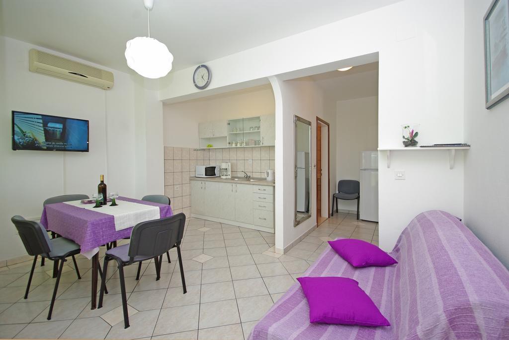 Apartments Senka Makarska Buitenkant foto